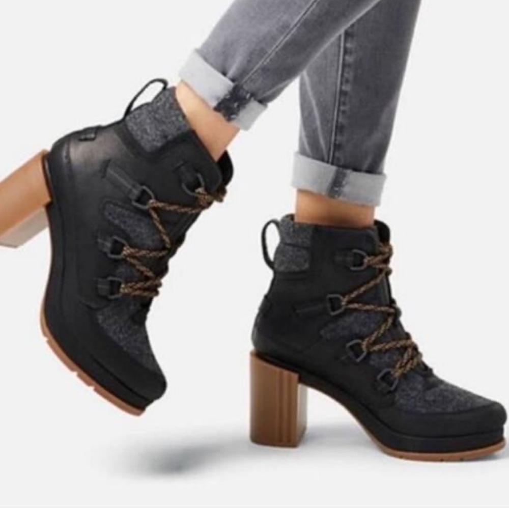 Sorel Blake Lace Black and Gray Heeled Boots